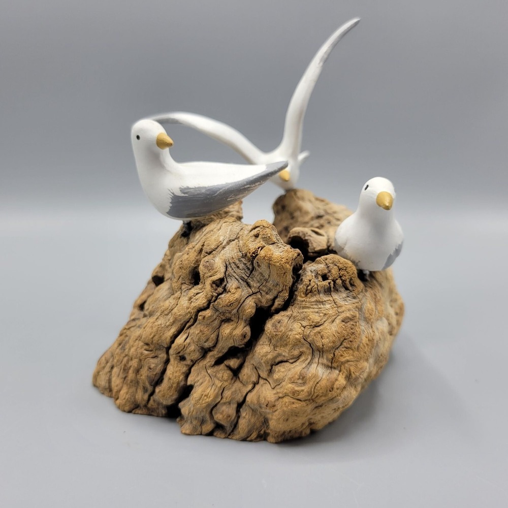Vtg Handcrafted Painted Seagull Sculpture Bird Figurines on Driftwood Base